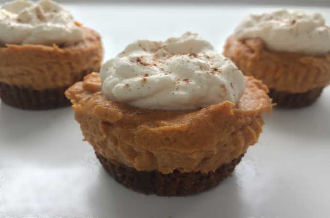 Mini Pumpkin Cheesecake